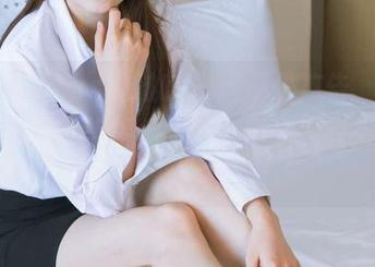 BoBoSocks袜啵啵 – 这不是广告，真心推荐糯米的美图：免费厚道的油亮薄肉丝！