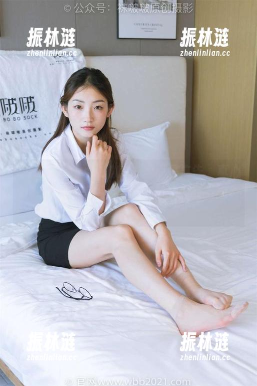 BoBoSocks袜啵啵-糯米 BoBoSocks袜啵啵 - 这不是广告,真心推荐糯米的美图:免费厚道的油亮薄肉丝!