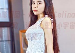 Feilin嗲囡囡 – 作品里的Celina青妍，娇躯如此有致，连我心里的小宇宙都开始燃烧了。