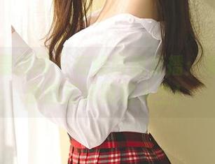GIRLT果团网 – 在线厨房直播：莫雅淇的原图反转厨房人生！