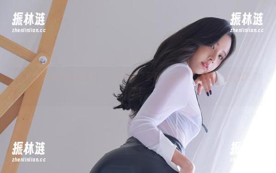 你见过穿着Habin夏彬(하빈)这样“圣诞”的吗？下载高级感就靠它了！