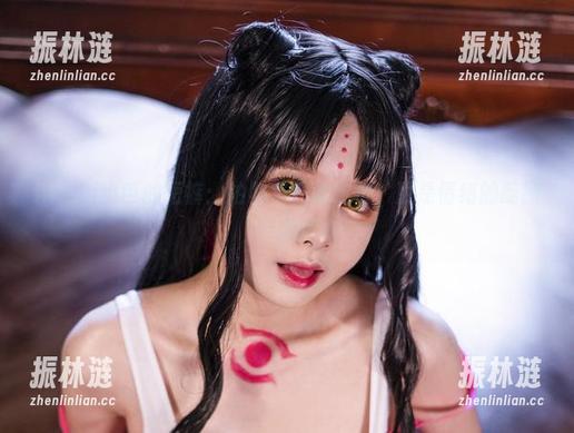Hachi小芭 Hachi小芭的短裤:拍照不只是定格,更是情绪的酝酿(可能吧)