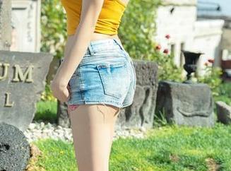 IMiss爱蜜社 – “心妍小公主”扮女仆不是一般的甜！更新作品集准备好了吗？