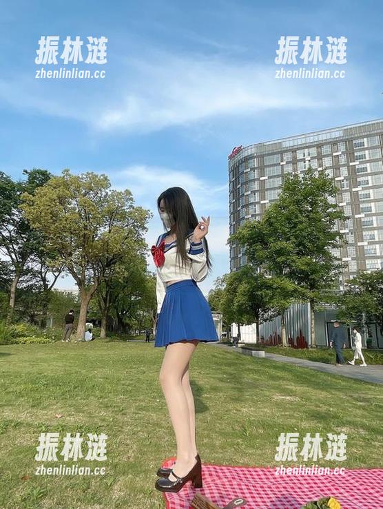 微密圈 - 每一脚都是惊喜——July芝岚黑丝玉足的作品，怎么那么好玩？