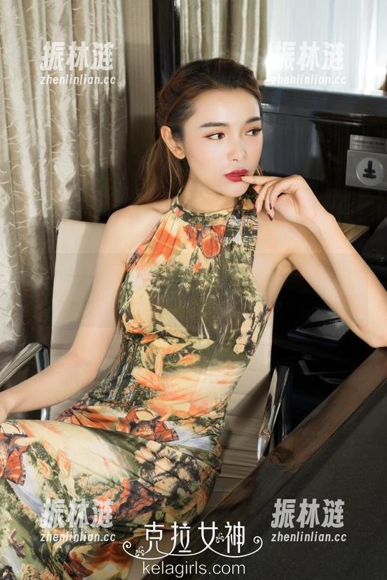 KelaGirls克拉女神 - 依依的空姐原图：这身制服都快把我融化了，在线走起？