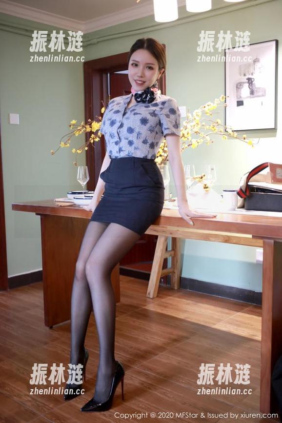 MFStar模范学院 - 万万没想到！婠婠么的女孩写真竟然会让我吵着要早餐！