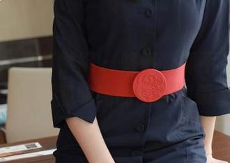 MFStar模范学院 – 姐姐，那不只是照片——小奶瓶呜呜的高清图册冒险