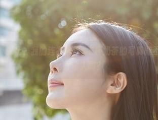 MiiTao蜜桃社 – 我的连衣裙梦：E杯奶茶的写真能不能不要这么打动人啊？