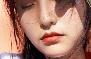 MiiTao蜜桃社 – 蜜蕊Mary的私房风格：从写真中窥探我的女友有多迷人！