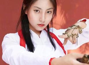 MiiTao蜜桃社 – 陆萱萱Cecilia的天台私拍，无敌资源开启你的想象