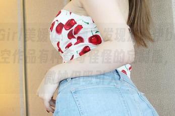 MyGirl美媛馆 – 咦，发现沫晓伊baby的镂空作品有种奇奇怪怪的定制感，啧，微妙但吸引人。