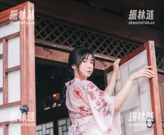 Sia(시아)的高跟鞋，当一种姿态变成一种态度：最新图库里冲击感满分！
