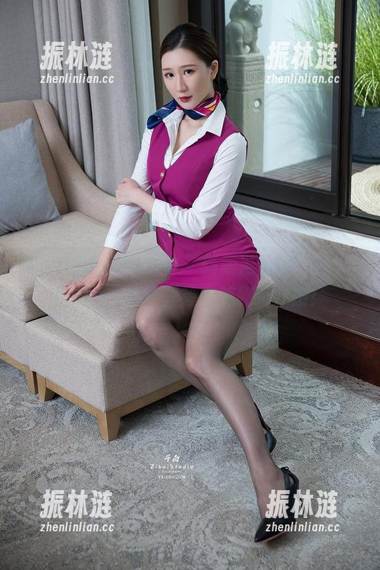 TouTiao头条女神 - 新版冯雪娇，JK风格满格，图库里等你怒刷存在感！