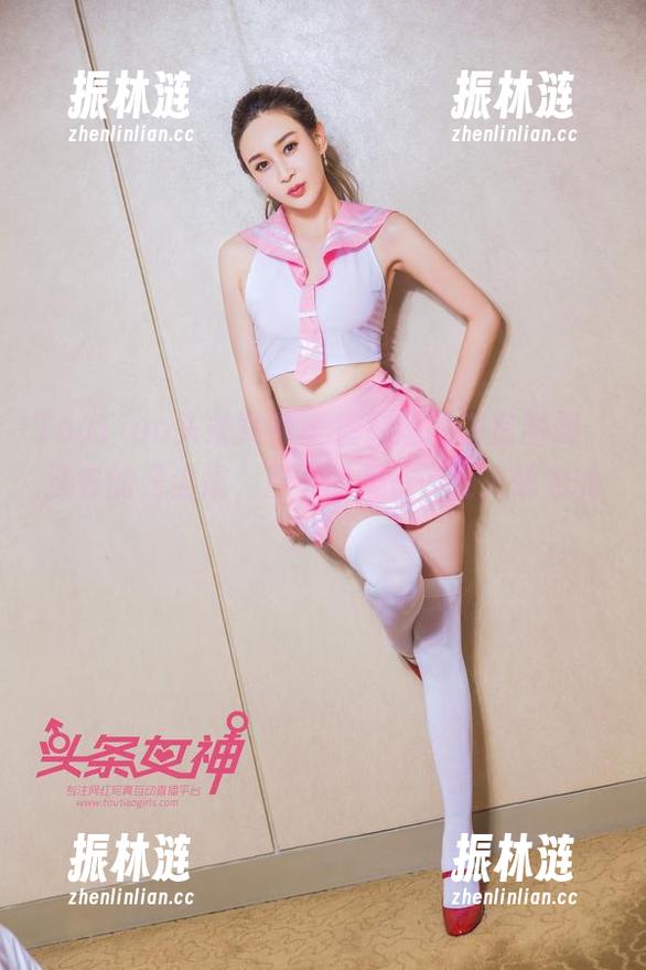 TouTiao头条女神 - 查莉娅的浴室图册，洗去的是尘埃，留下的是……让人想象的余味！