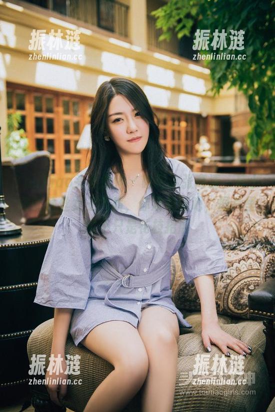 TouTiao头条女神-莫小希 TouTiao头条女神 - 瞅瞅这张高清,莫小希的蕾丝女王气质,你没想到吧,图片里的不只是花枝招展
