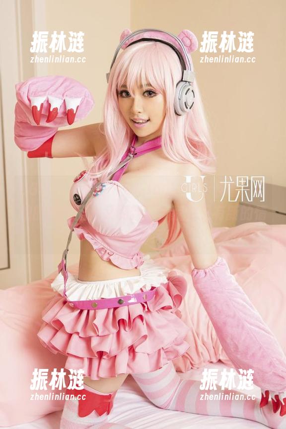 UGirls尤果网-于梓馨 UGirls尤果网 - Oh,look!“于梓馨”自拍的新作品集又刷新了,貌似又有新的情愫在萌芽!