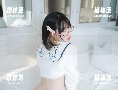 Bimilstory-NO.02的Uhye(이유혜)：写真中的神奇瞬间，顺便炫耀一下我的新发型！