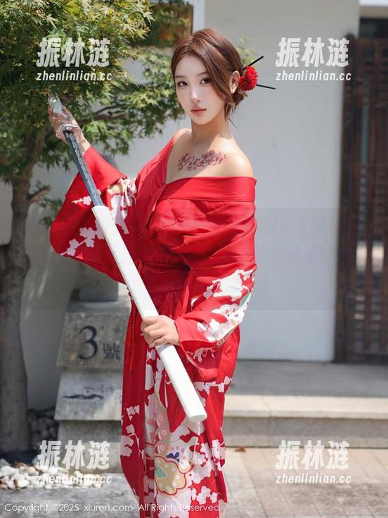Xiuren秀人网 - 在线分享Milk大萌的兔女郎原图，让我想到了小时候那个傻傻的梦。