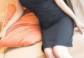 Xiuren秀人网 – 图片中的周于希Sally，不仅腿美，似乎还有一种“此刻只为你”