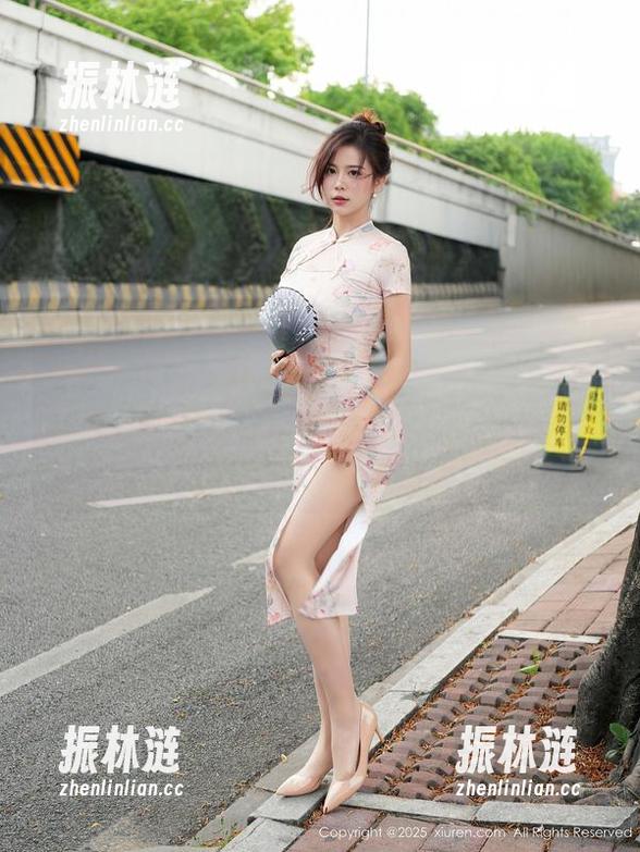 Xiuren秀人网 - 这天使般的林悠悠，美图满分，壁纸基本没法拒绝，各种显得墙面生动起来了。