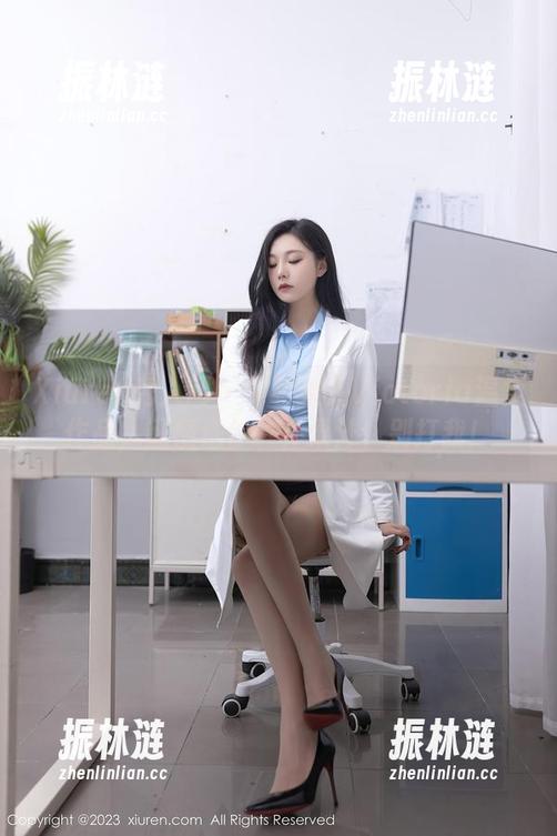 Xiuren秀人网 - 下载果儿Victoria温柔作品，顺便送你一杯果汁，别打我！