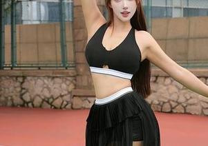 Xiuren秀人网 – 校服加持，贾诗晗在高清写真集中藏着感伤与青春。