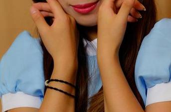 pans – 像踩在云上一样，折折最新美足分享，怎么会这么舒服？