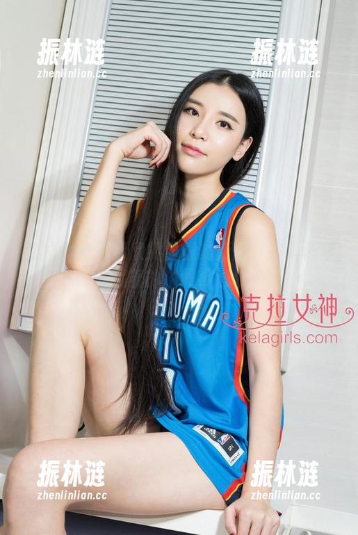 克拉女神 - 请欣赏僮僮的新作：高跟鞋里藏着的拍照小心机