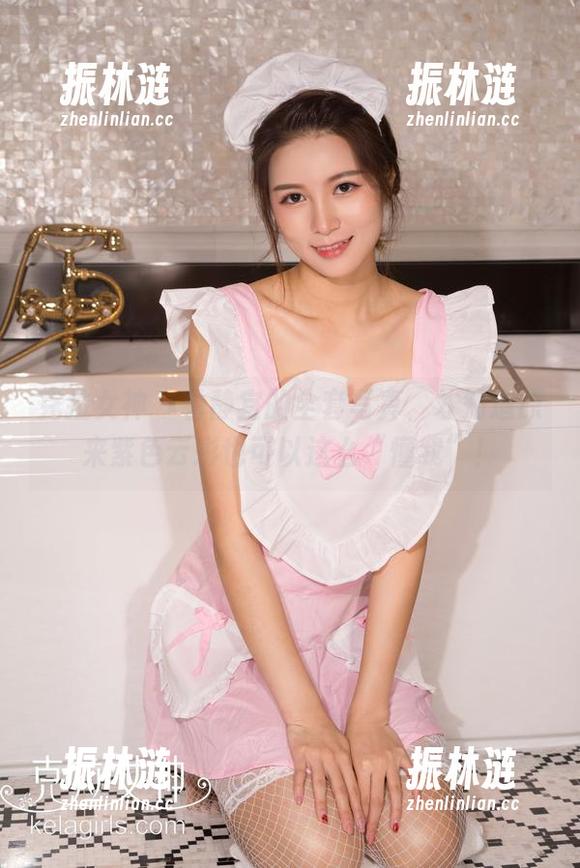 克拉女神 - 看静宜的全套写真，才知道原来紫色云彩也可以这么“懂我”！
