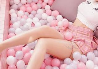 嗲囡囡 – 自由观赏施忆佳KITTY的双人作品，难得一见，怪不得都在说。