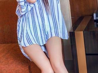 头条女神 – 转身就是女王！周思超御姐姿势，原图资源分享！