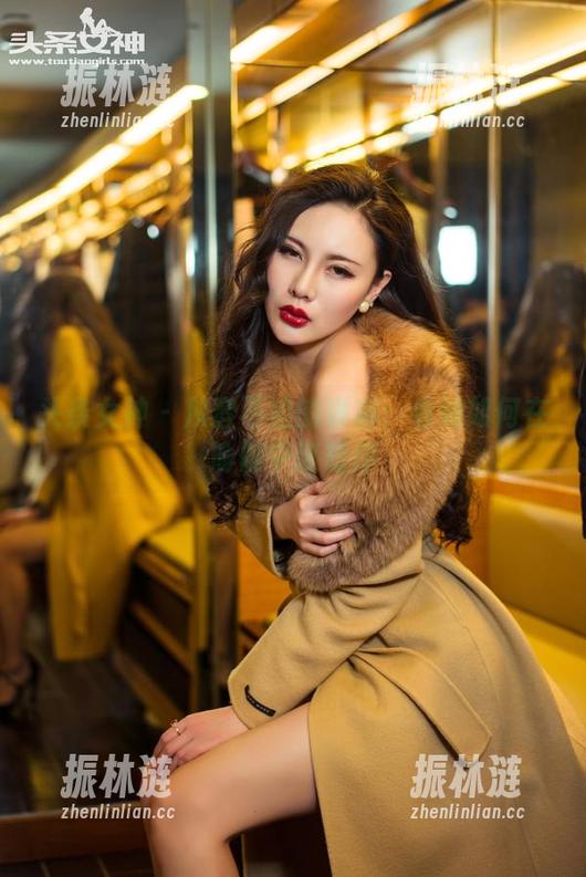 头条女神 - 从容不迫的琳琳：看她如何在瑜伽中迷惑你