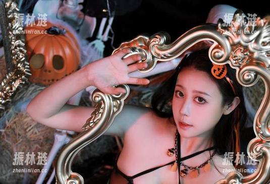 内衣+奈汐酱Nice=理想中的COS搭配，图片质量杠杠的！