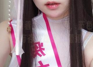 套图之旅：随着女主K游走，蓝色泳装女仆造型太有存在感了，值得一看！