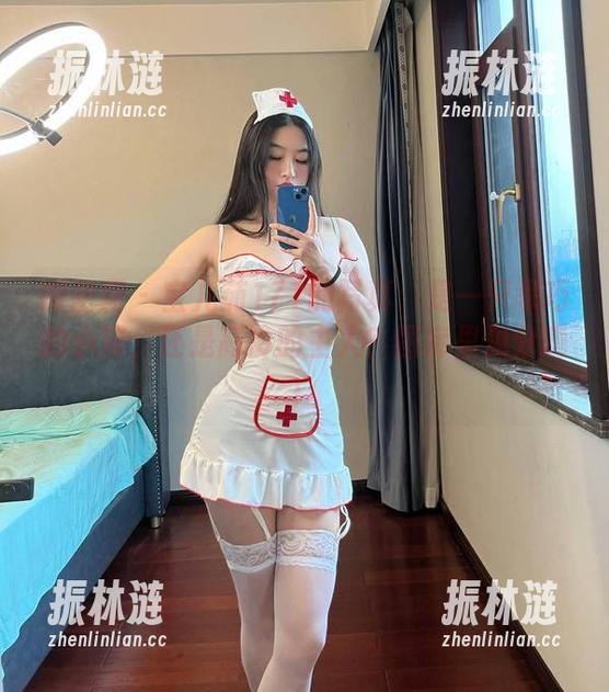微密圈 - 宝儿茹171的写真：是一只乖巧的小猫，还是高冷的主人？图库里见分晓！