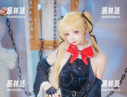 哇，小野寺地瓜的天台高清cos美到撩人，这画面分分钟就冲击视觉啊，害羞