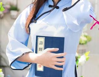 尤果网 – 就想问问，你的目光是停在哪儿了？Sara的和服打破了传统的界限。