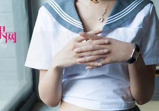 尤果网 – 高清美图：孟思雨的体操服so精彩，稍微往下看有点吸引哦，真的是！