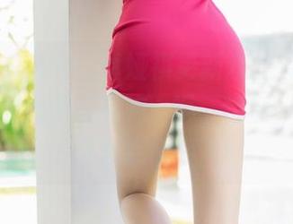 尤蜜荟 – Cris_卓娅祺更新灰丝套图，这款主题对我而言有点…呃，特别，分享时请小心感情横飞！