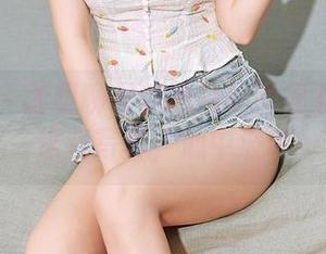 尤蜜荟 – 随便聊聊梦心月的同居女友：看这些写真，心中波动