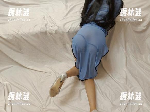 不仅撒娇还休闲，“想要个公主抱”的居家写真有点好玩