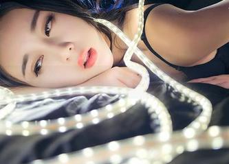 推女神 – 既然是全套，Una尤娜的网袜怎么能不来瞧一瞧呢？
