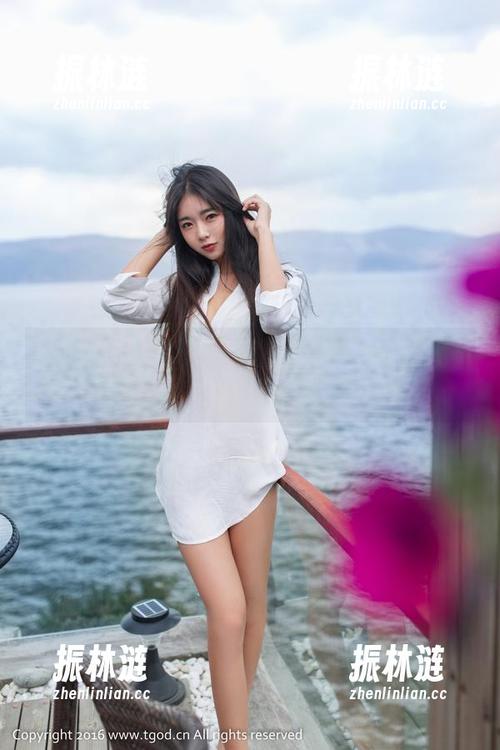 推女神 - 晓艾fafa的浴缸派对，图集分享：这泡沫有点意思