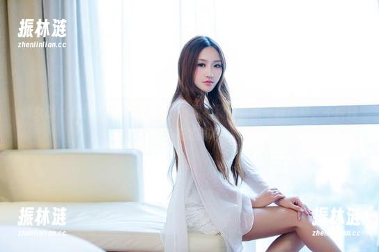 推女郎 - 何何夕的夏天图集，下载和现场直播一样精彩，不解释，快来试试吧！
