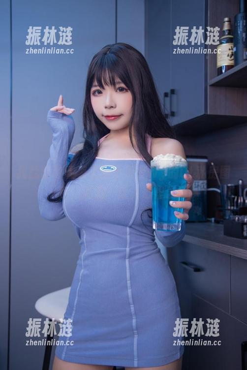无颜小天使wy 我就静静看着无颜小天使wy的OL私房图包,然后…让人心里发痒