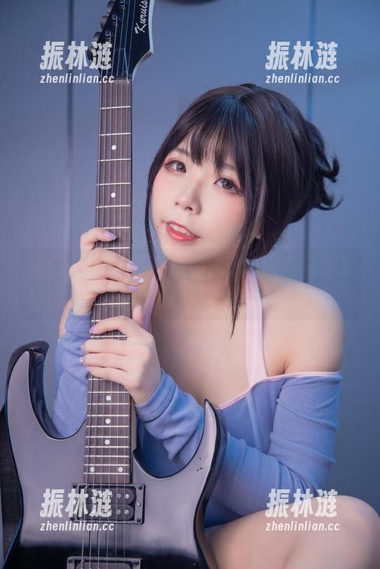 无颜小天使wy高清图库，校服不只为了上学哦