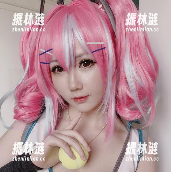 是本末末的海边，Cos图里缺点什么？哦，似乎是……装备不够“凉快”！