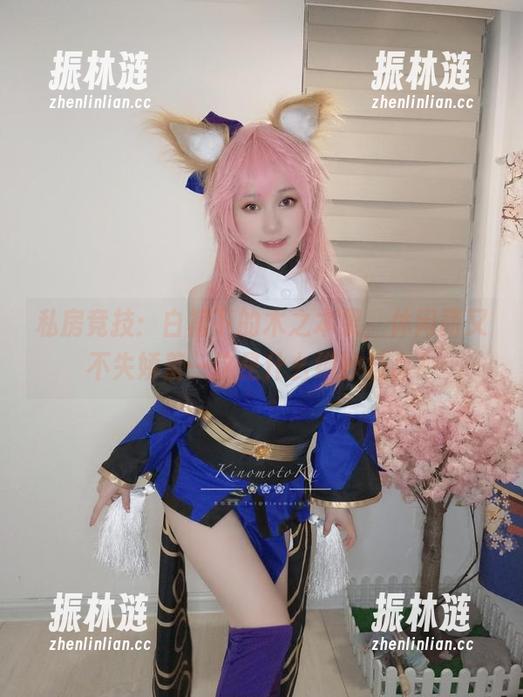 私房竞技：白裙下的木之本果，休闲而又不失娇羞…这是什么绝妙组合？