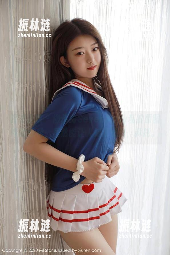 模范学院 - 柳侑绮Sevenbaby私拍原图中的红裙，居然能让人如此出戏，拜托。
