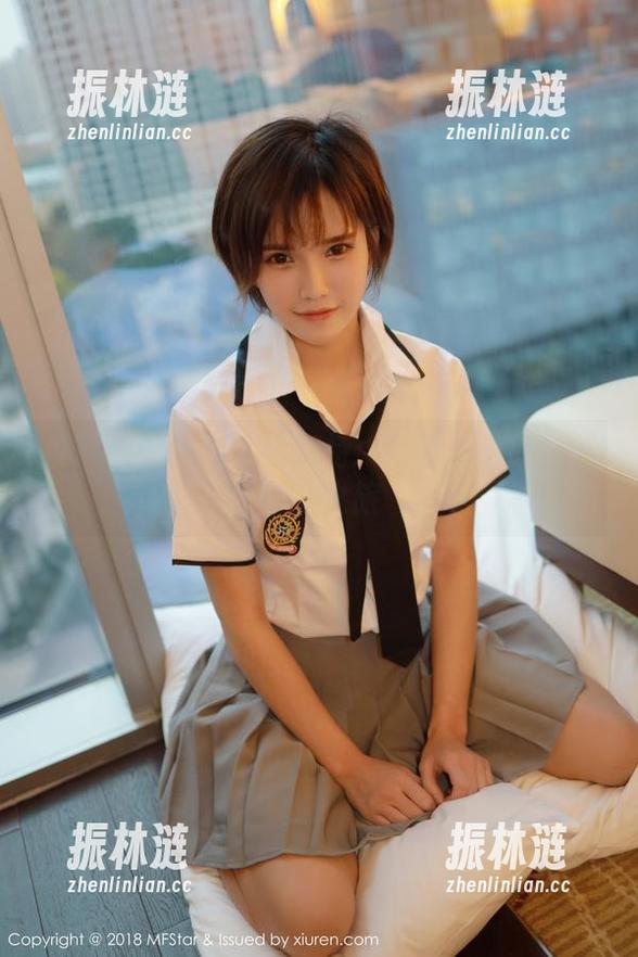 模范学院 - 高跟鞋加持：草莓兔兔的高清壁纸之旅